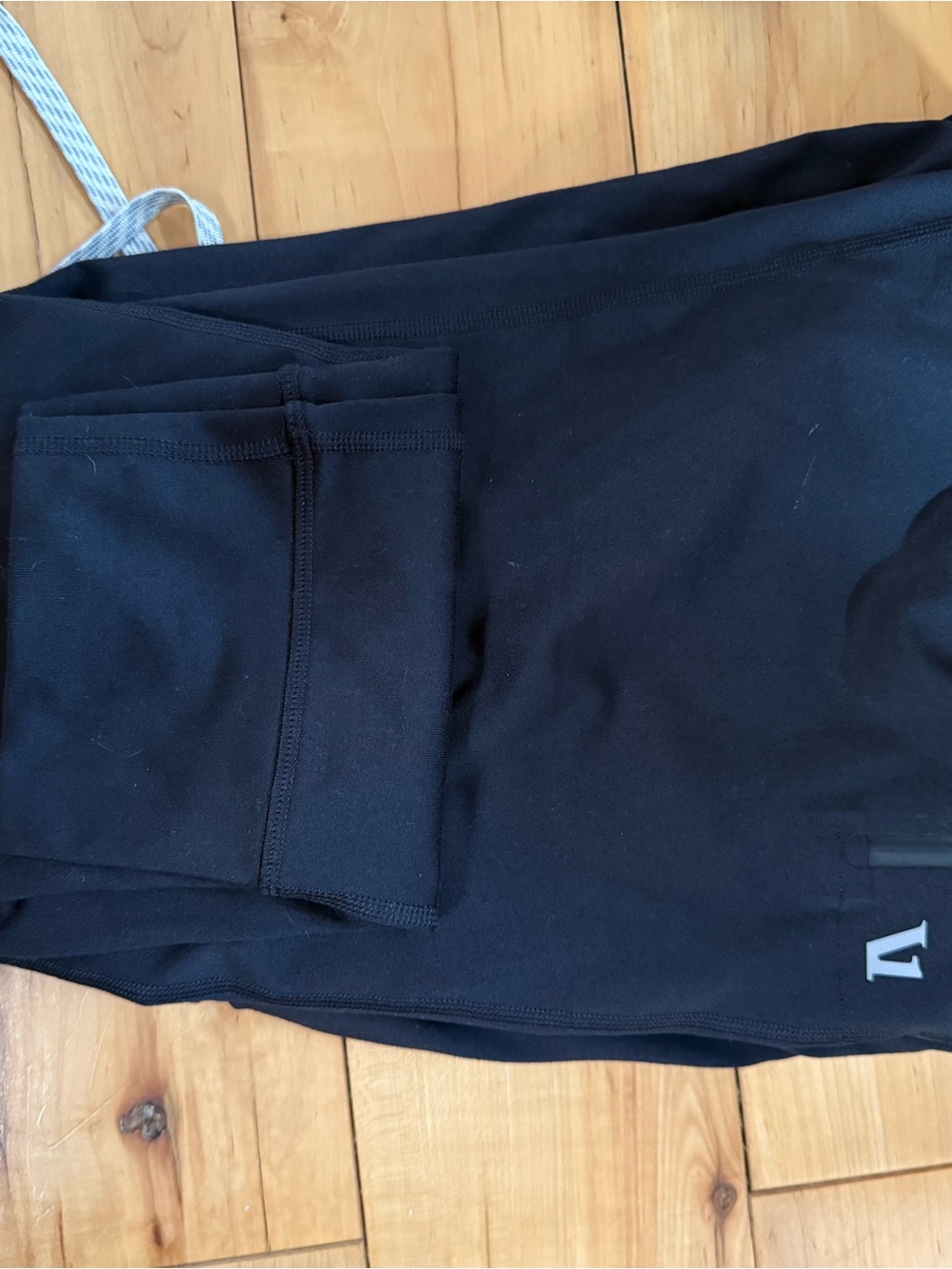 Vuori Black Jogger Sweatpants with Subtle Logo